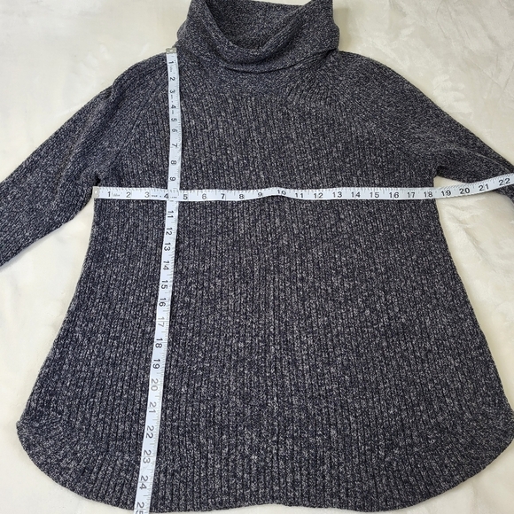 Denver Hayes Gray Women's Sweater. Cotton Blend. Medium - Picture 4 of 9